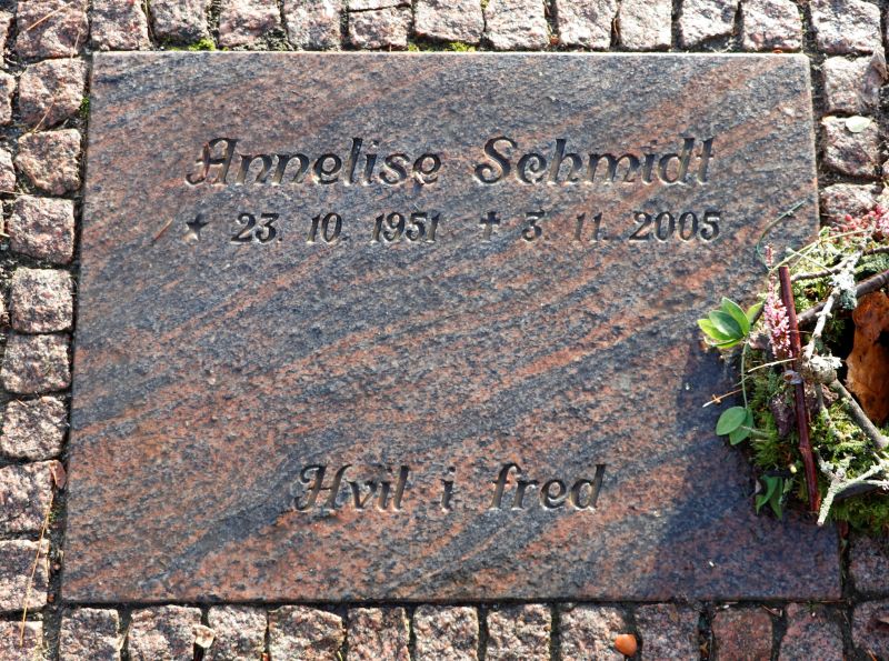 Annelise Schmidt.JPG